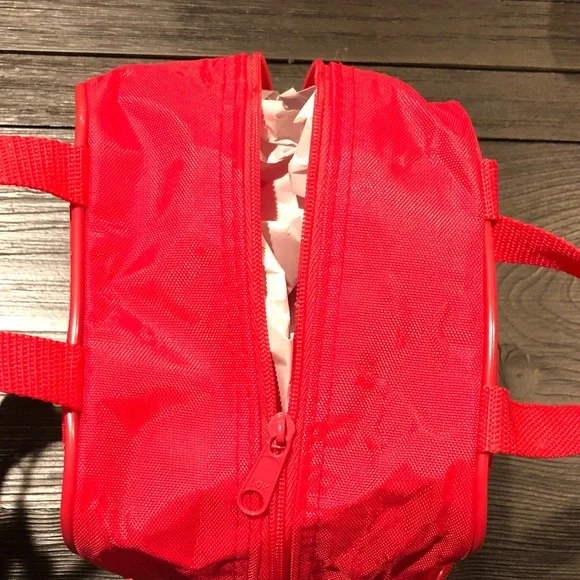 Hello Kitty Red Lunch Tote - Picture 7 of 13